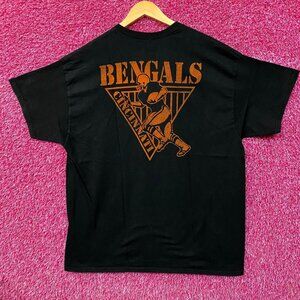 Junk Food Clothing Cincinnati Bengals Drive Graphic T-Shirt Large